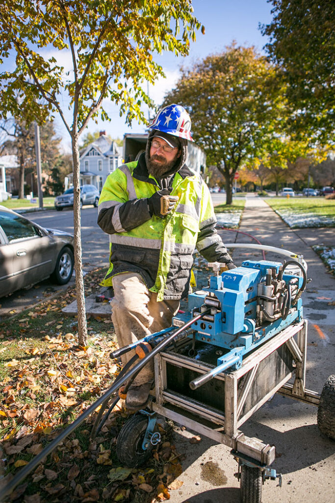 central cable worker in the fall